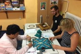 Scrabble klub JOZXYQK, STOH klub STOlních Her, Praha 6, koleje Strahov, každé úterý 19.00-22.30h